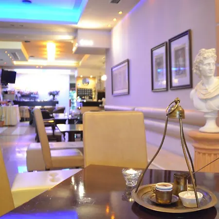 Ilion ホテル Paralía