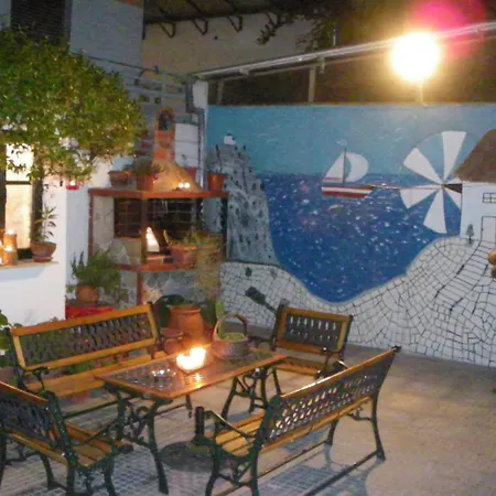 Ilion Hotel 2*